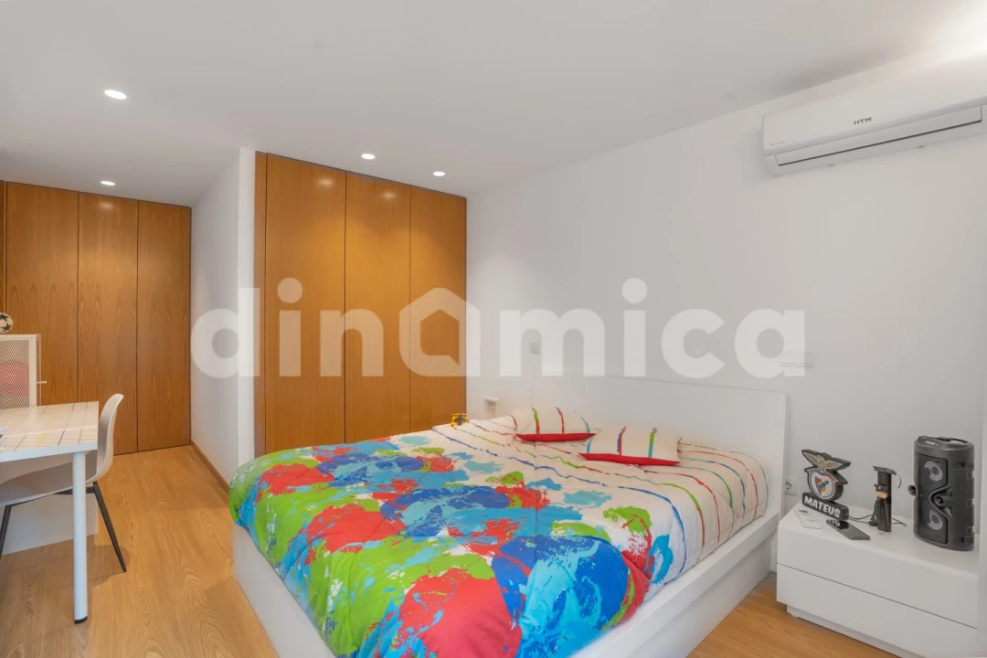 Apartamento T3 para Venda em Vila Nova de Famalicão e Calendário Foto 10
