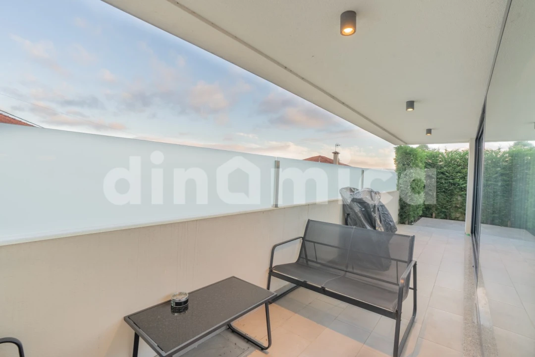 Apartamento T3 para Venda em Vila Nova de Famalicão e Calendário Foto 18