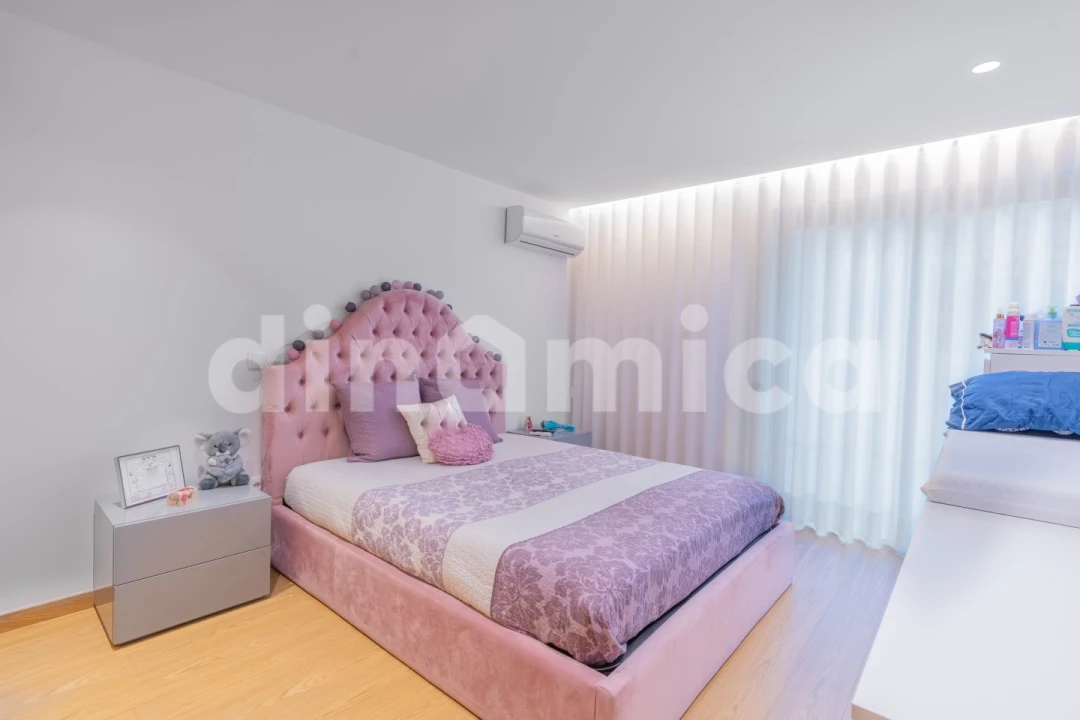 Apartamento T3 para Venda em Vila Nova de Famalicão e Calendário Foto 12