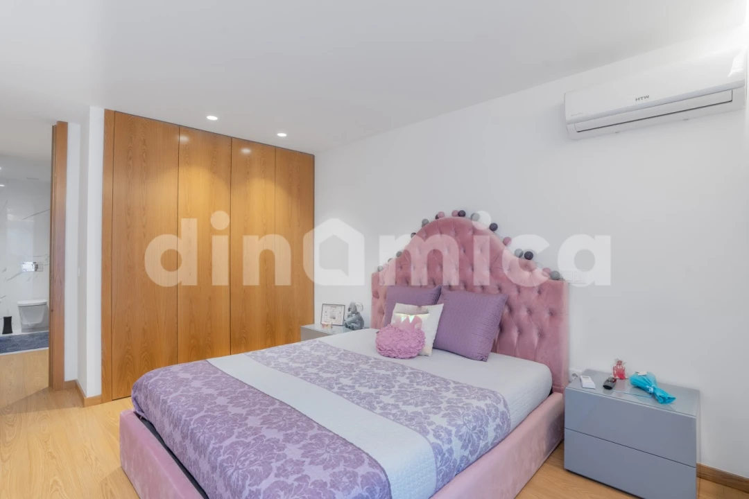 Apartamento T3 para Venda em Vila Nova de Famalicão e Calendário Foto 13