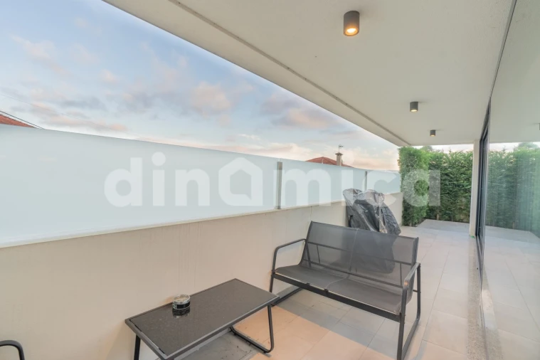 Apartamento T3 para Venda em Vila Nova de Famalicão e Calendário Foto 18