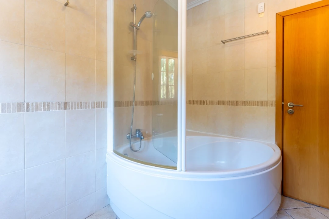 Moradia T4 para Venda em Nadadouro Foto 45