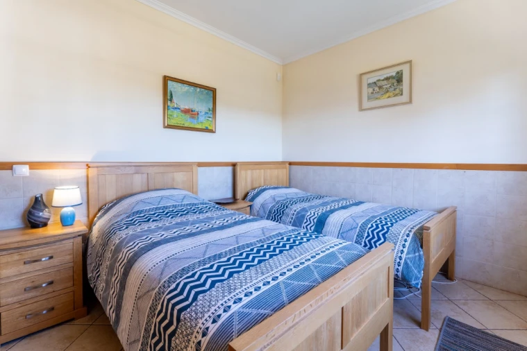 Moradia T4 para Venda em Nadadouro Foto 10