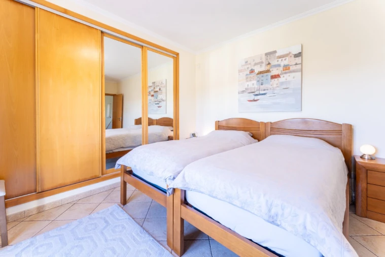 Moradia T4 para Venda em Nadadouro Foto 11