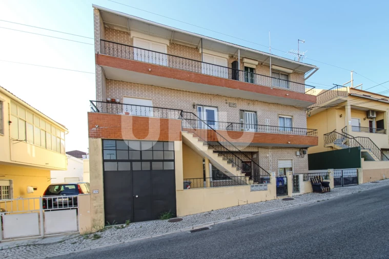 Apartamento T2 para Venda em Santa Iria de Azoia, São João da Talha e Bobadela Foto 14