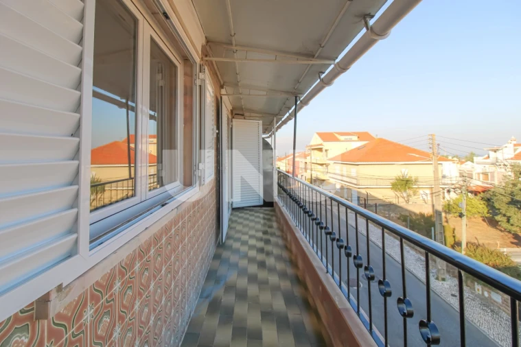 Apartamento T2 para Venda em Santa Iria de Azoia, São João da Talha e Bobadela Foto 9