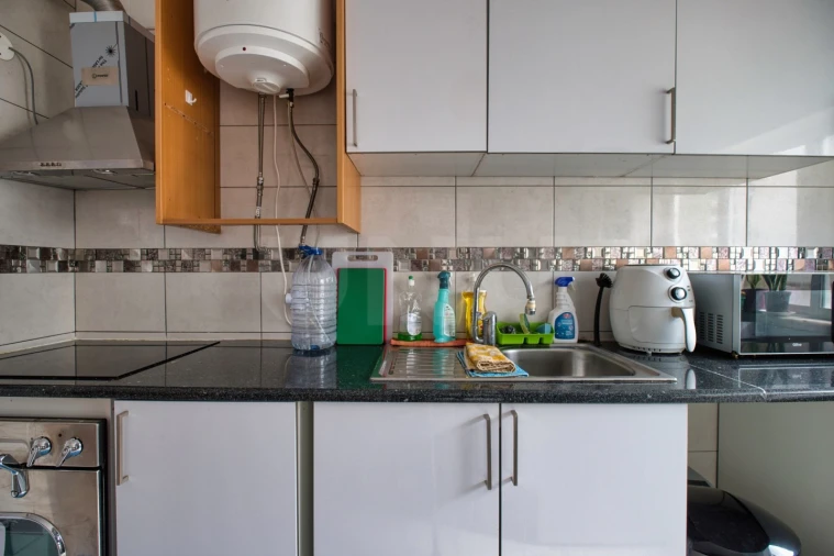 Apartamento T2 para Venda em Algés, Linda-A-Velha e Cruz Quebrada-Dafundo Foto 4