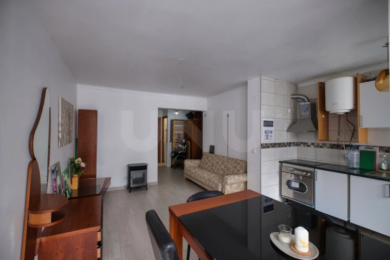 Apartamento T2 para Venda em Algés, Linda-A-Velha e Cruz Quebrada-Dafundo