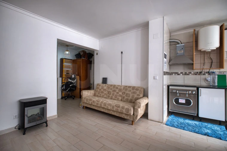 Apartamento T2 para Venda em Algés, Linda-A-Velha e Cruz Quebrada-Dafundo Foto 9