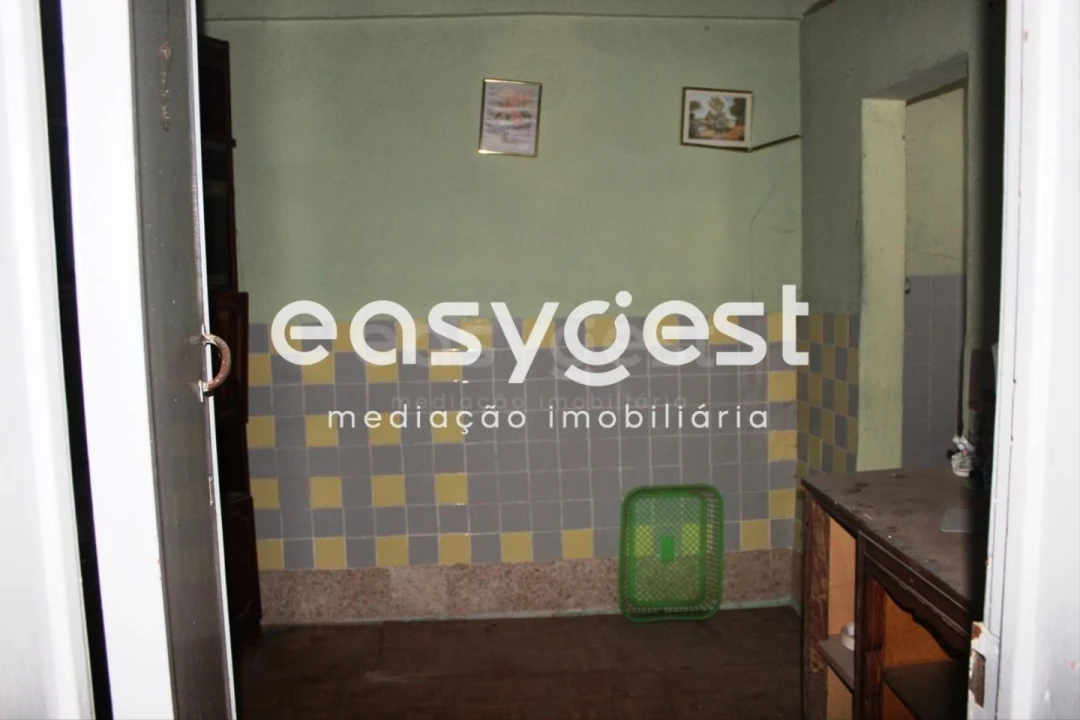 Moradia T2 para Venda em São João Baptista e Santa Maria dos Olivais Foto 5