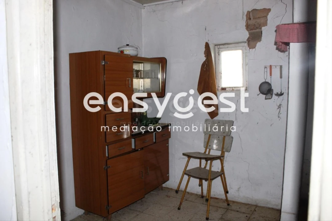 Moradia T2 para Venda em São João Baptista e Santa Maria dos Olivais Foto 8