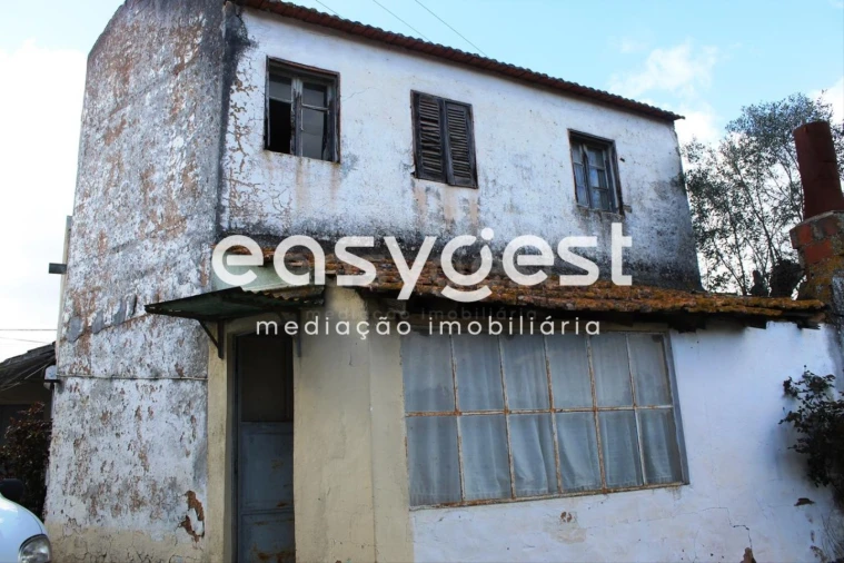 Moradia T2 para Venda em São João Baptista e Santa Maria dos Olivais Foto 1