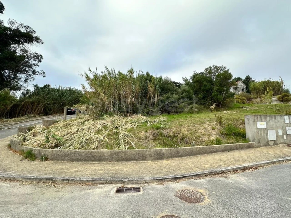 Terreno para Venda em Caparica e Trafaria Foto 1