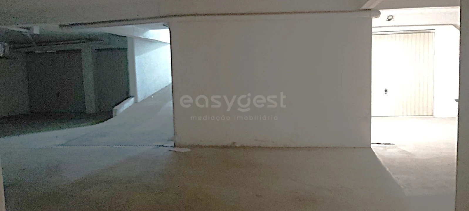 Garagem para Venda em Pinhal Novo Foto 8