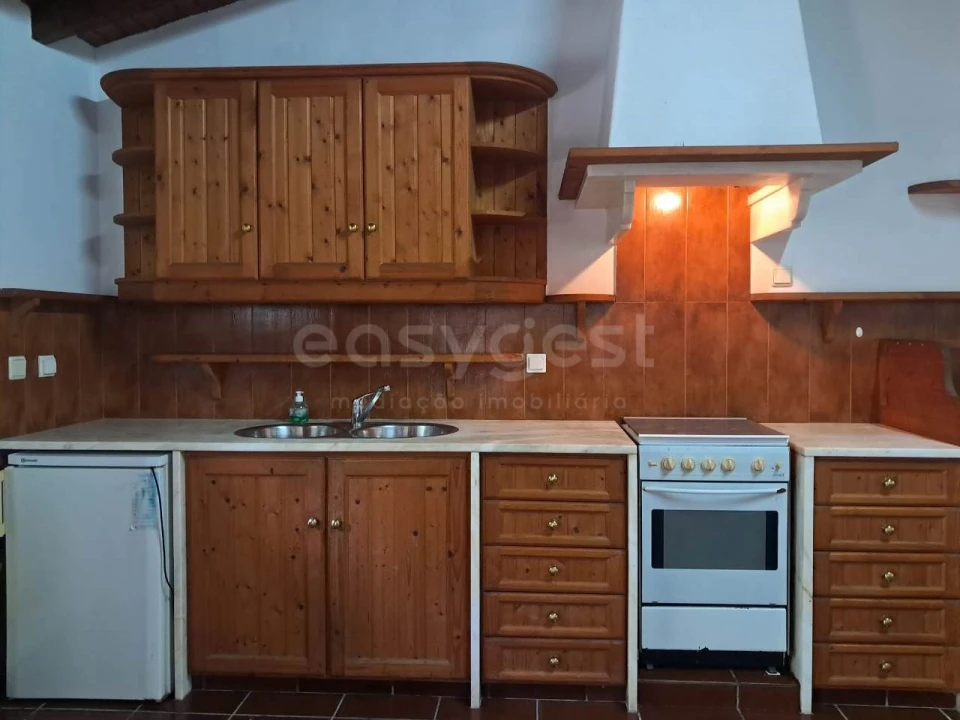 Moradia T2 para Venda em São Pedro de Tomar Foto 9