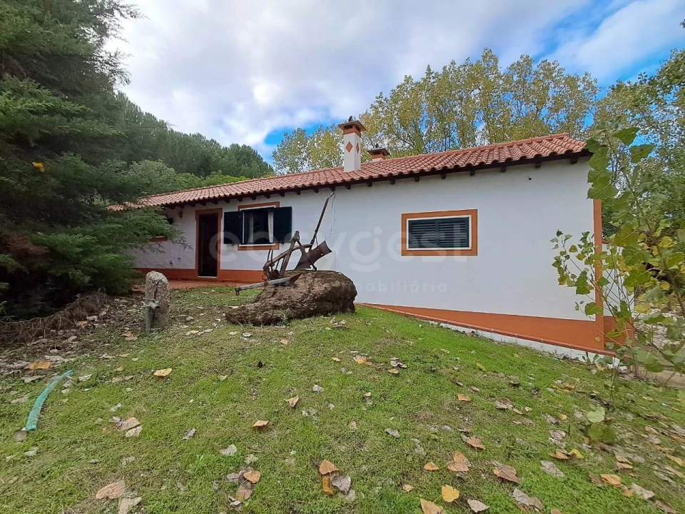 Moradia T2 para Venda em São Pedro de Tomar Foto 23