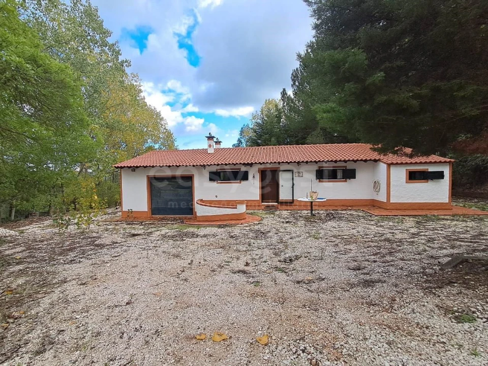 Moradia T2 para Venda em São Pedro de Tomar Foto 31