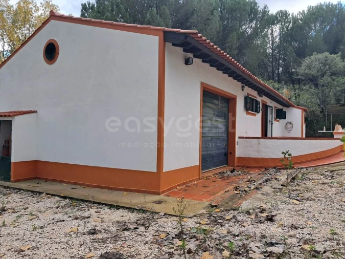 Moradia T2 para Venda em São Pedro de Tomar Foto 7