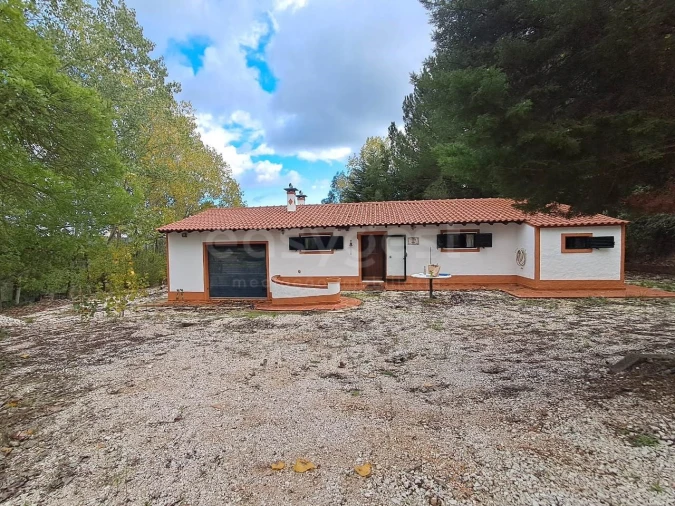 Moradia T2 para Venda em São Pedro de Tomar Foto 31