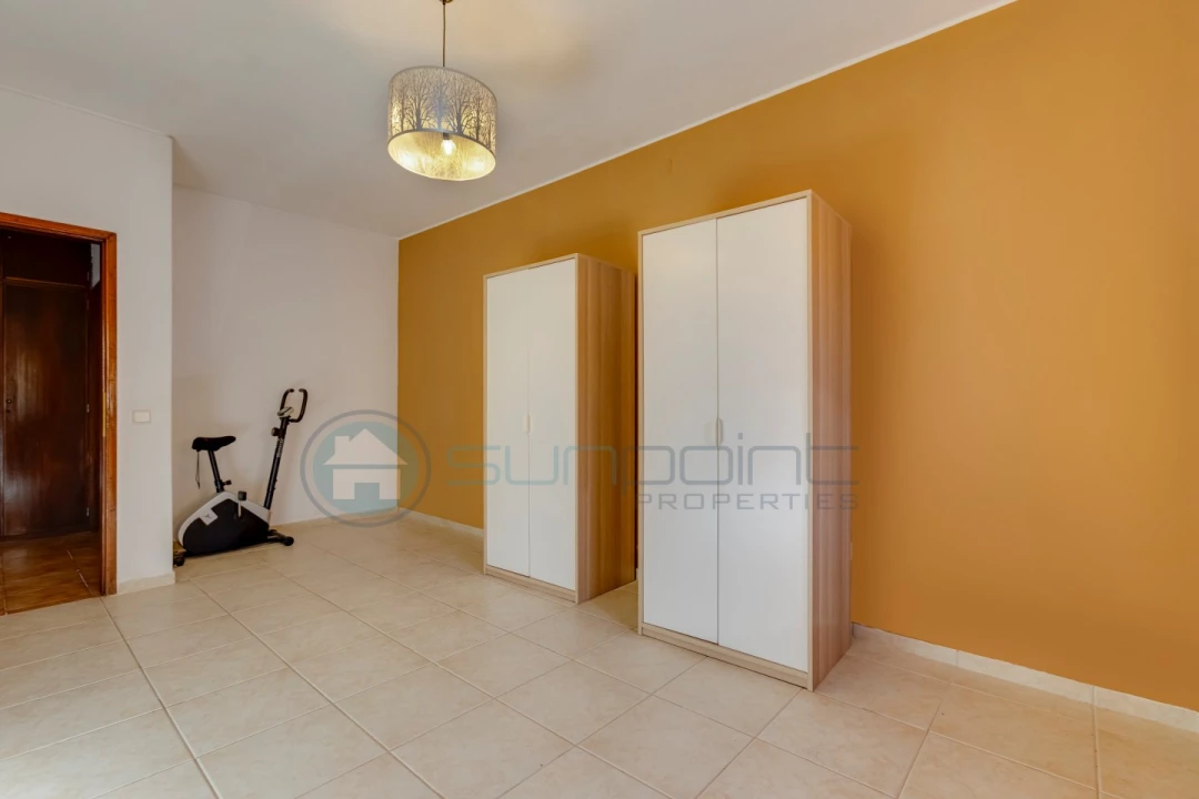 Moradia T3 para Venda em Vila do Bispo e Raposeira Foto 11