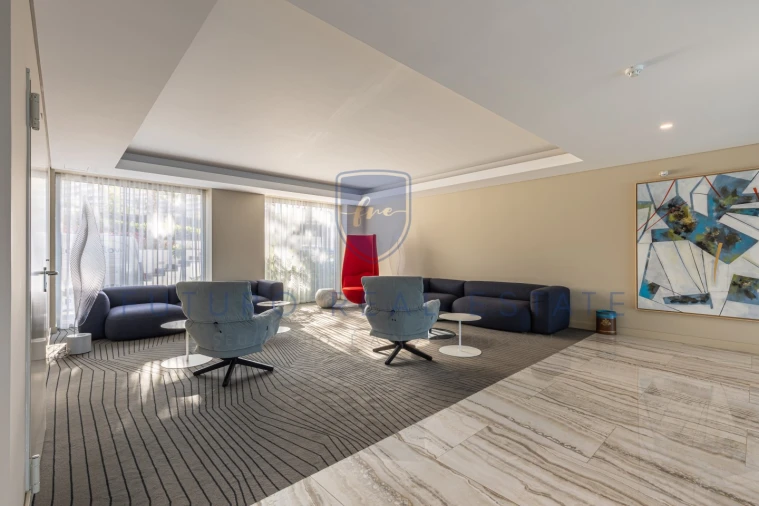 Apartamento T2 para Venda em São Martinho Foto 41