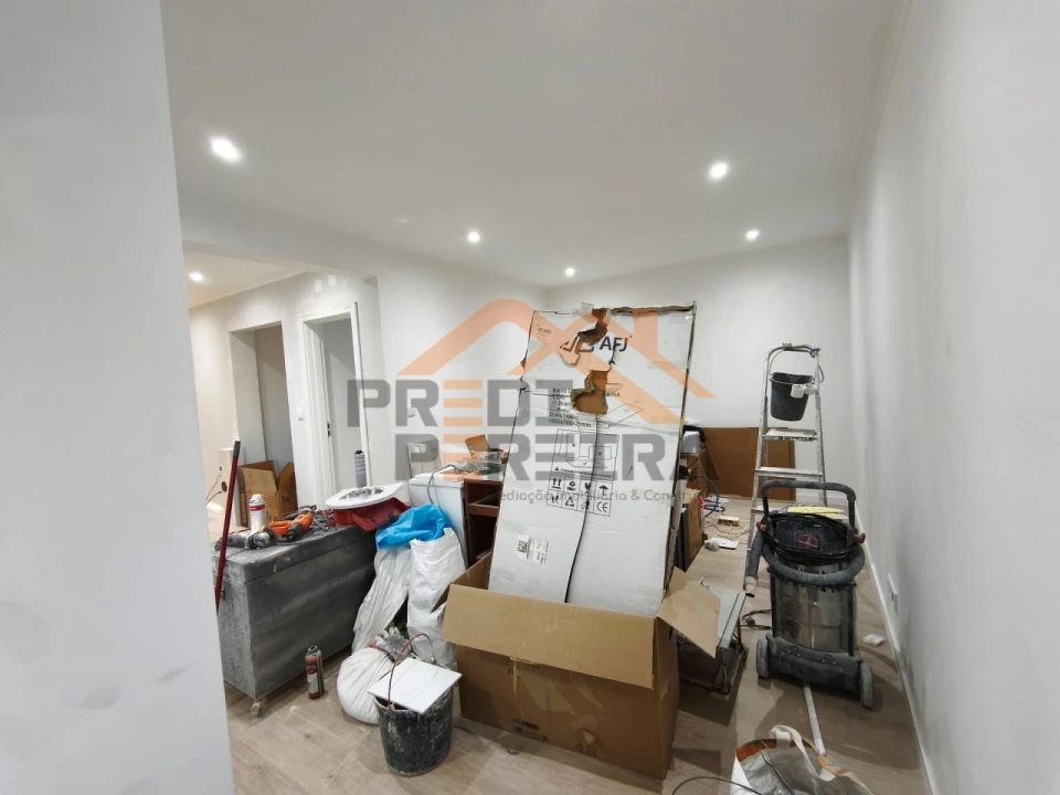 Apartamento T3 para Venda em Águas Livres Foto 6