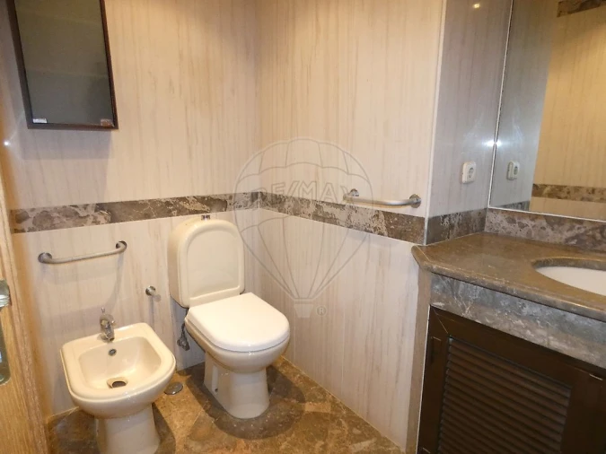 Apartamento T2 para Venda em Oeiras e São Julião da Barra, Paço de Arcos e Caxias Foto 22