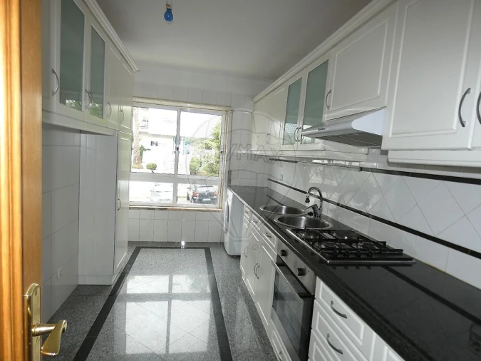 Apartamento T2 para Venda em Oeiras e São Julião da Barra, Paço de Arcos e Caxias Foto 3