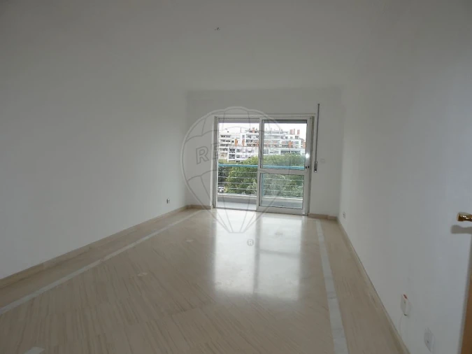 Apartamento T2 para Venda em Oeiras e São Julião da Barra, Paço de Arcos e Caxias Foto 19