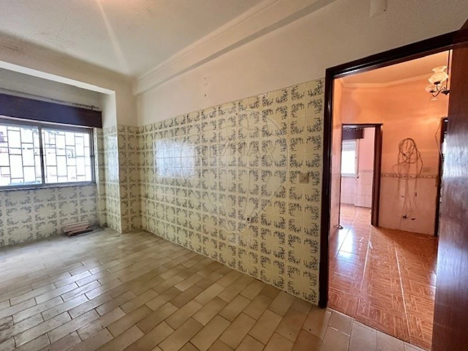 Apartamento T1 para Venda em Baixa da Banheira e Vale da Amoreira Foto 4