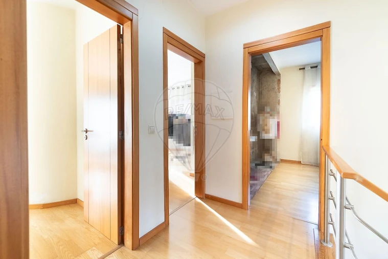 Moradia T4 para Venda em Nogueira do Cravo e Pindelo Foto 22