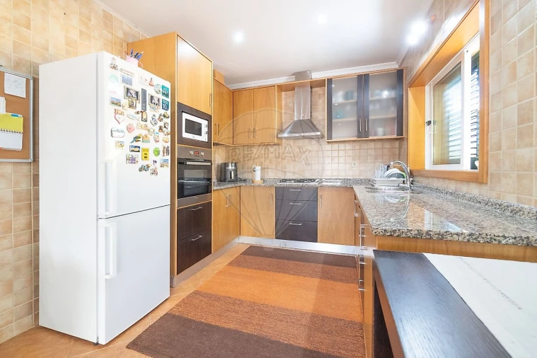 Moradia T4 para Venda em Nogueira do Cravo e Pindelo Foto 10