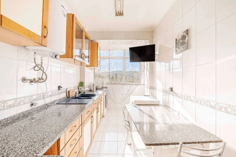 Apartamento T2 para Venda em Odivelas