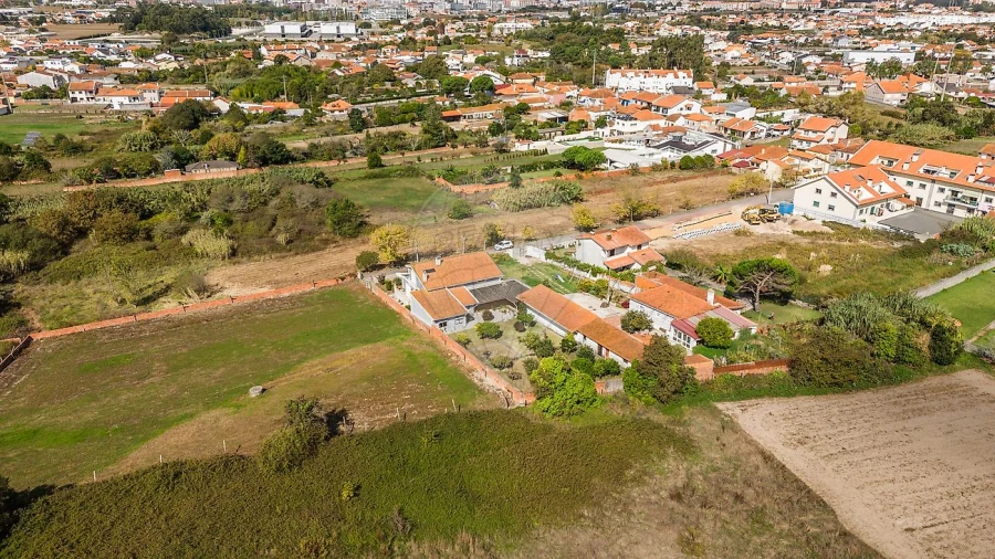 Moradia T4 para Venda em Santa Joana Foto 43