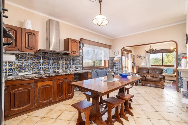 Moradia T4 para Venda em Santa Joana Foto 9