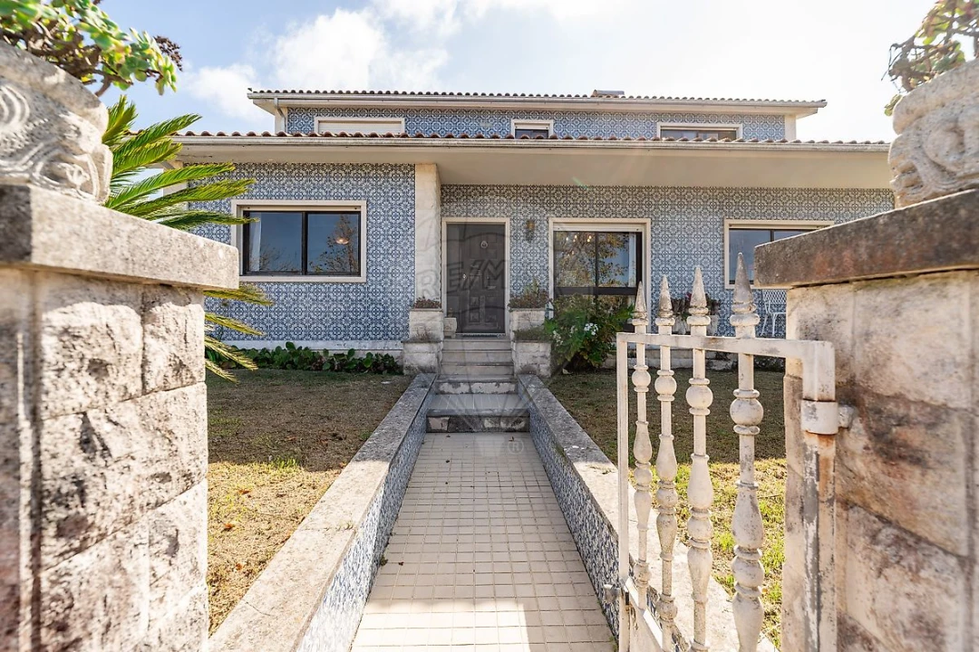 Moradia T4 para Venda em Santa Joana Foto 3