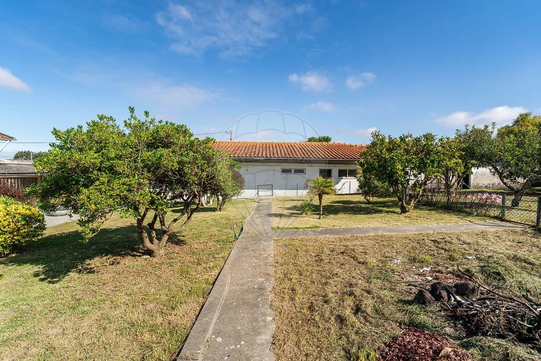 Moradia T4 para Venda em Santa Joana Foto 41