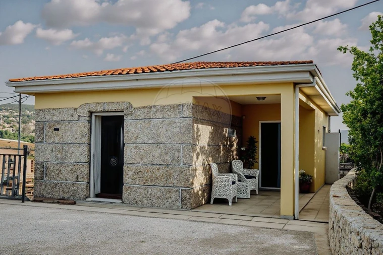 Moradia T2 para Venda em Várzea, Aliviada e Folhada Foto 4