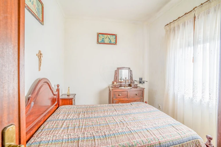 Moradia T2 para Venda em Santa Catarina Foto 4