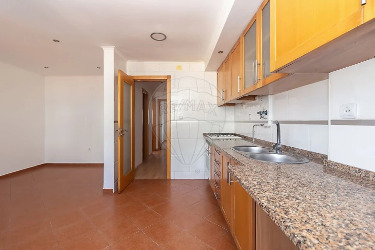 Apartamento T2 para Venda em Baixa da Banheira e Vale da Amoreira Foto 11