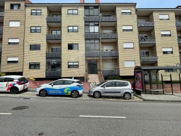 Apartamento T2 para Venda em Vilar de Andorinho