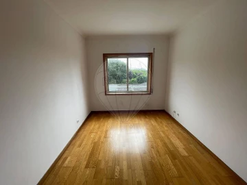 Apartamento T2 para Venda em Arcozelo