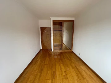 Apartamento T2 para Venda em Arcozelo