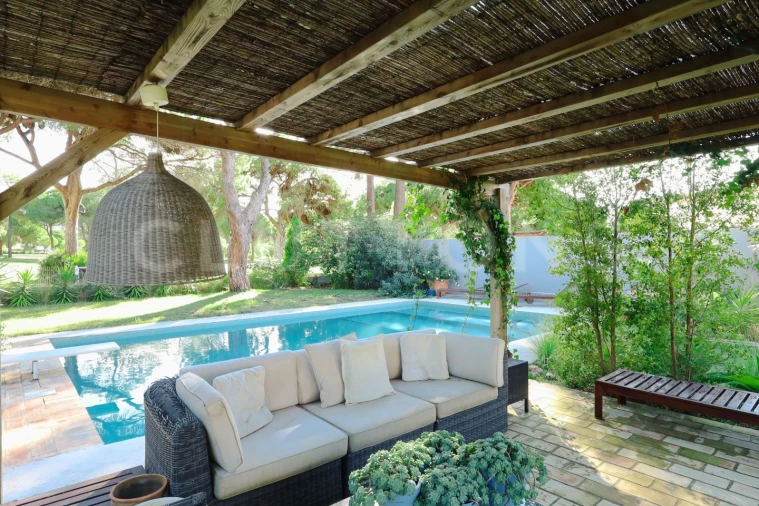 Moradia T3 para Venda em Quarteira Foto 4