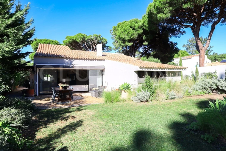 Moradia T3 para Venda em Quarteira Foto 48