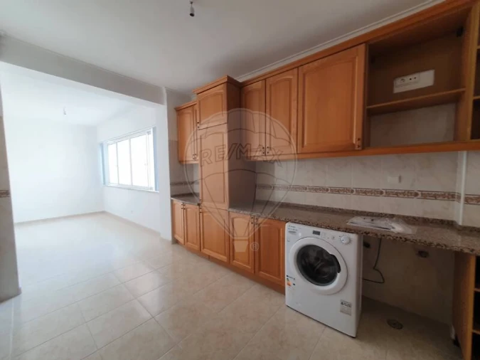 Apartamento T2 para Venda em União das Freguesias de Setúbal Foto 4