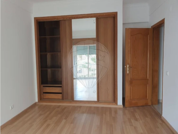 Apartamento T2 para Venda em União das Freguesias de Setúbal Foto 6