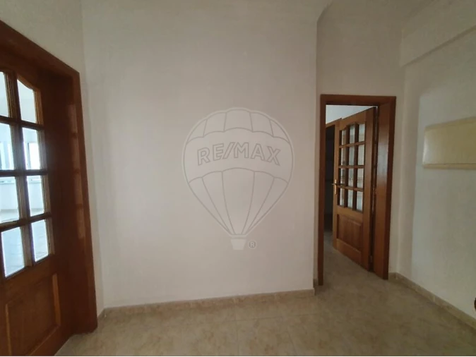 Apartamento T2 para Venda em União das Freguesias de Setúbal Foto 2