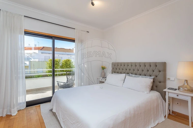 Apartamento T1 para Venda em Alcabideche Foto 16