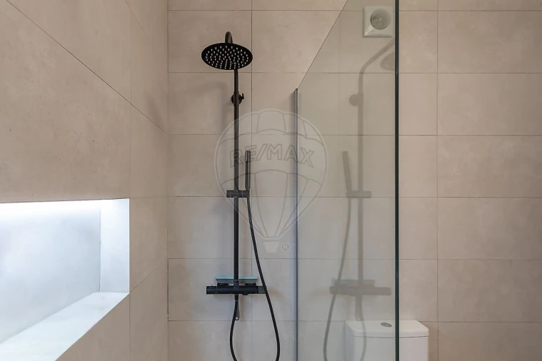 Apartamento T1 para Venda em Alcabideche Foto 17